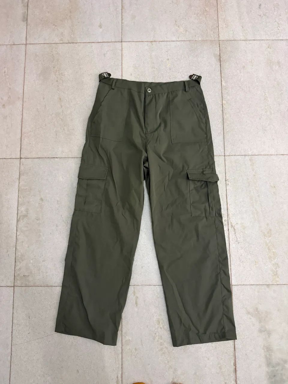 Calça M com ajuste de cintura  - Foto 2