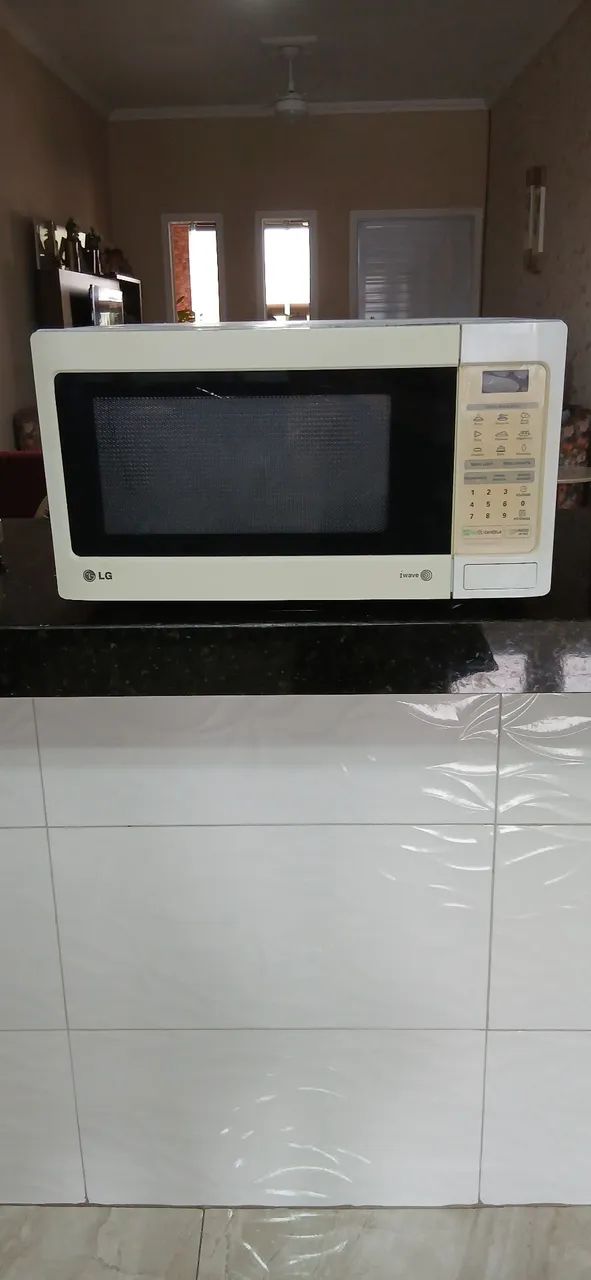 Micro-ondas LG 28 litros  - Foto 2