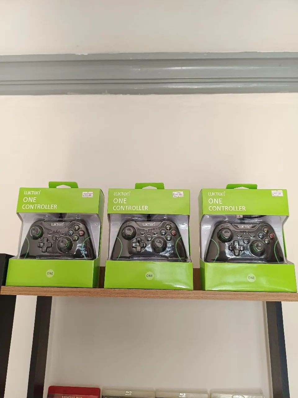 Contrata Xbox one/séries s compatível com Pc com fio 