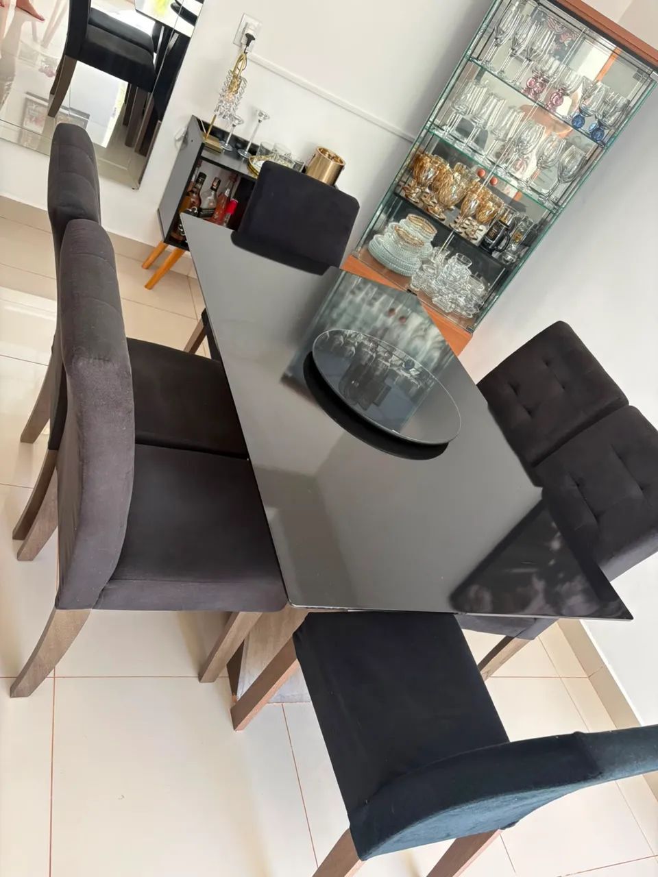 Mesa de Jantar (135cm x 90cm) + 06 cadeiras  - Foto 5