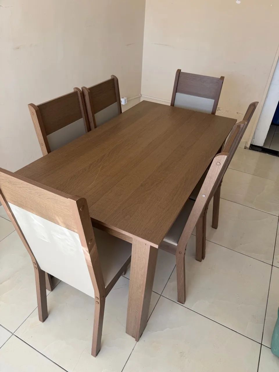 Mesa 6 cadeiras bem conservada - Foto 2
