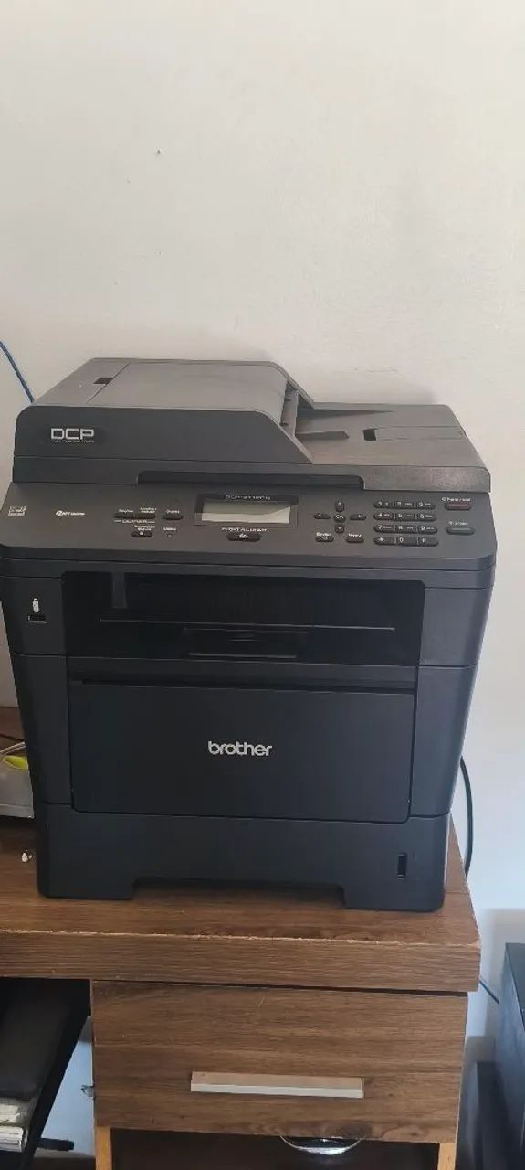 Impressora multifuncional Brother DCP 8112DN