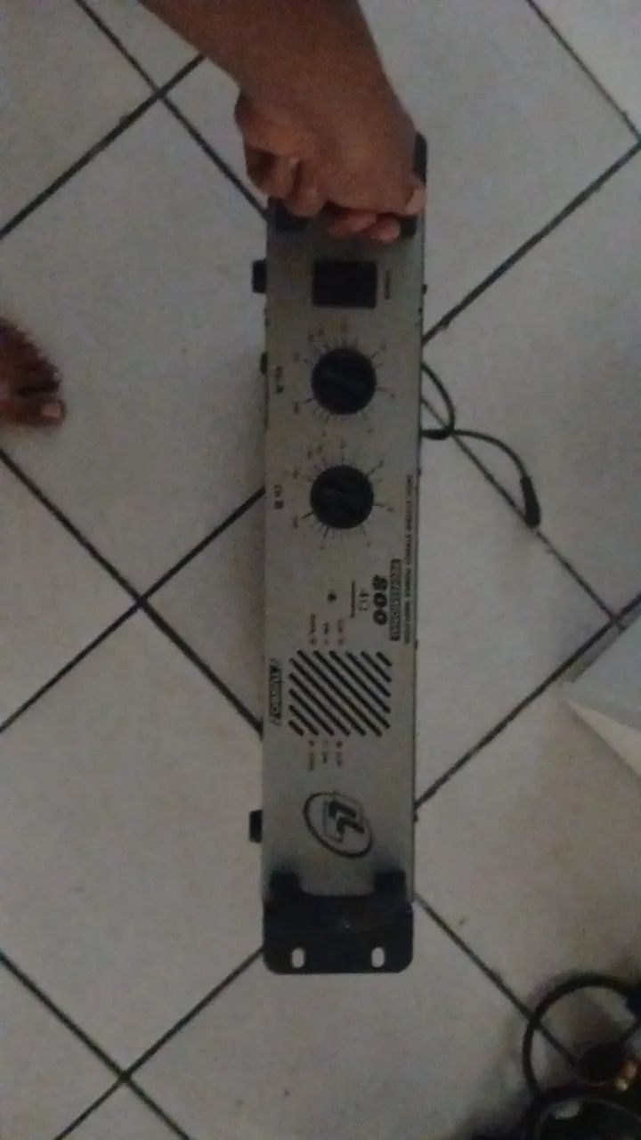Amplificador LL 800