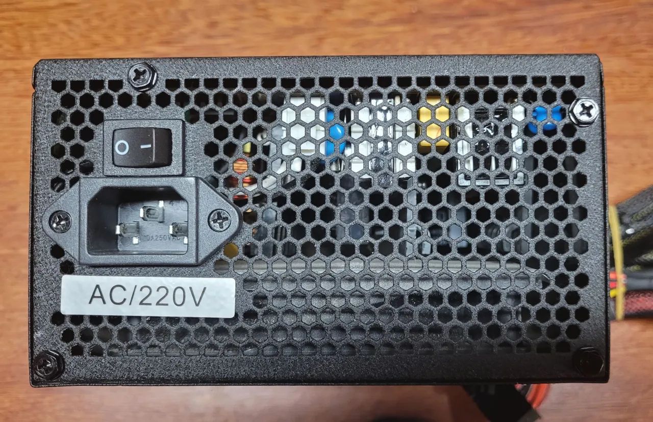 FONTE PARA COMPUTADOR GAMER iTek 650W 220V - Foto 3