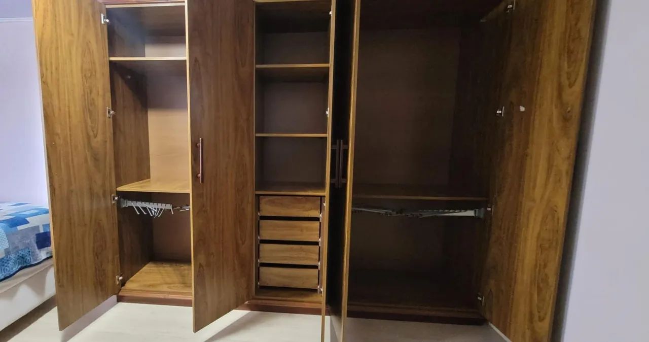Vendo guarda roupa em MDF 18 mm - Foto 2