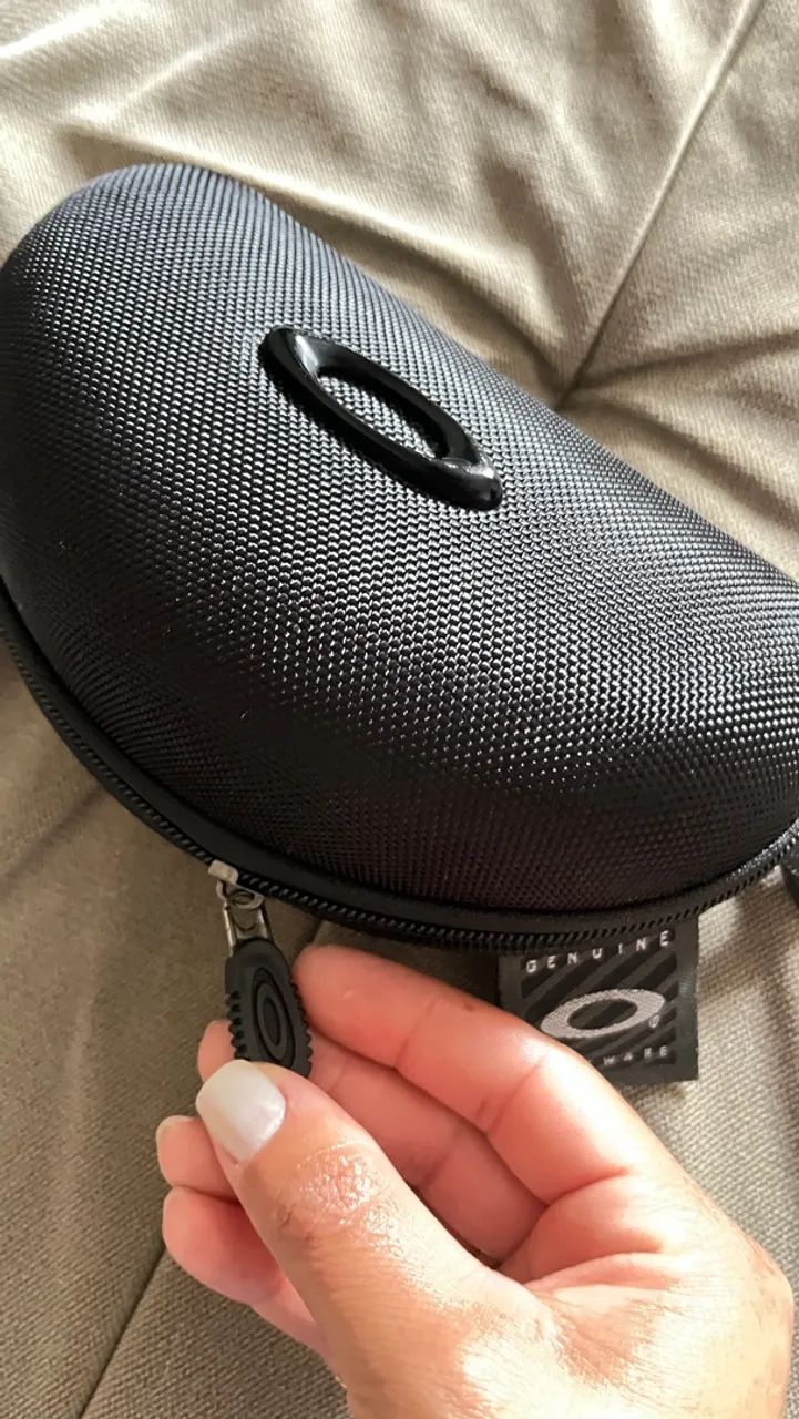 Case Oakley  - Foto 4
