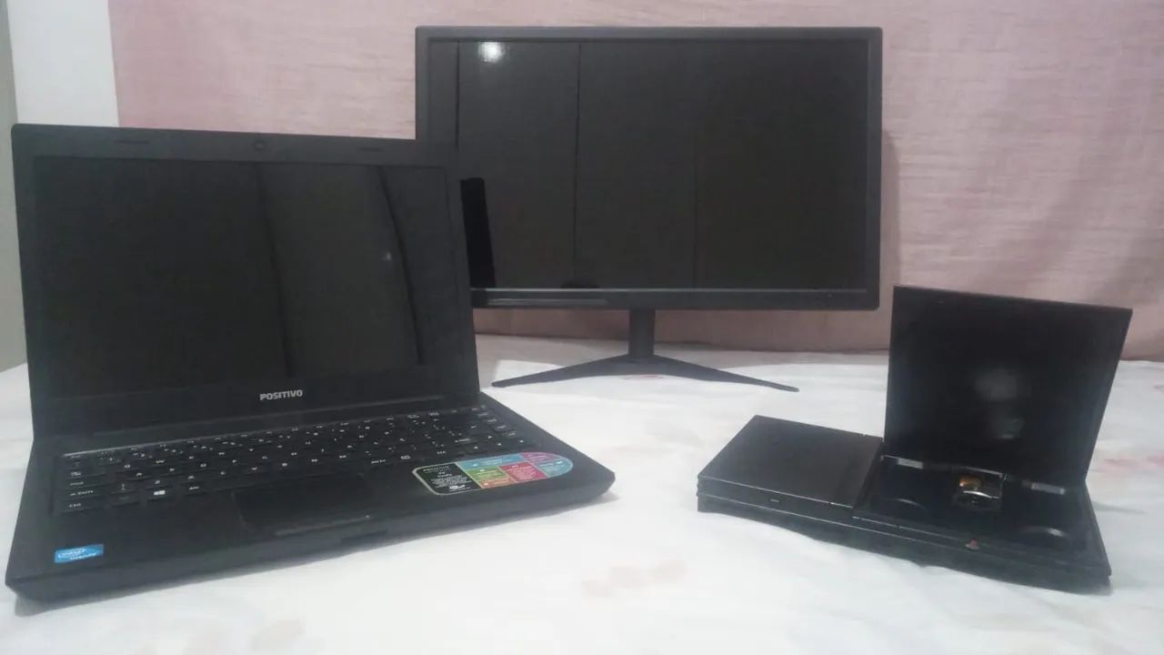 Vendo Monitor, Notebook e PS2 