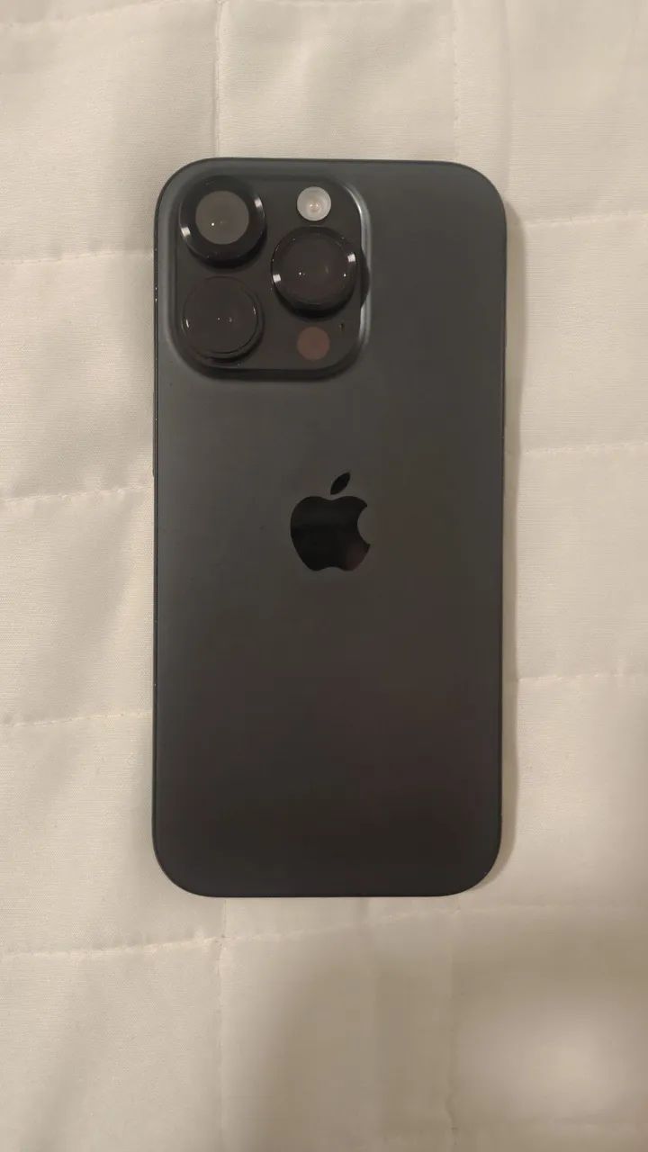 iPhone 16 PRO - Foto 3