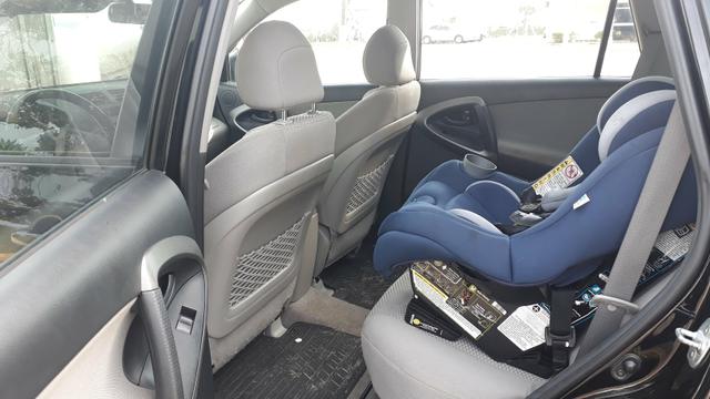 Vendo carro toyota RAV4 - Foto 5