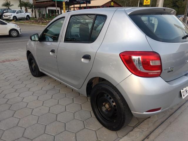 Sandero 1.0 completo - Foto 11