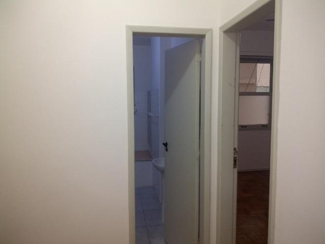 Alugo 02 Quartos, com Sala Ampla em Icaraí - Foto 19