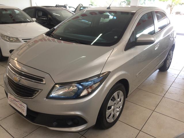 Onix LT 1.4 2014 Completo