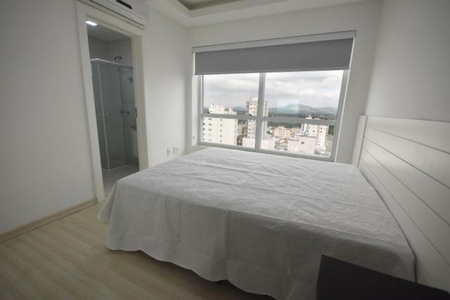 Lindo apto na Meia Praia - Mobiliado e Decorado/ 3 Suítes +2 Vagas , Lazer Completo - Foto 19