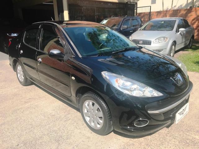 Peugeot 207 Sedan PASSION XR 1.4 4P - Foto 2