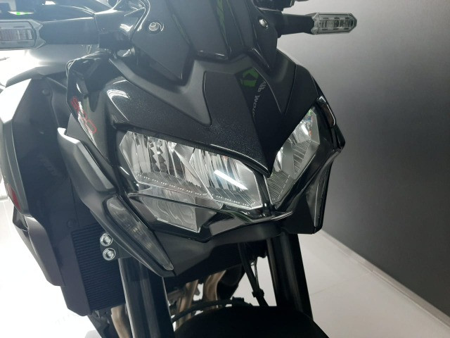 Kawasaki Z 900 Preta 2021 - Foto 11