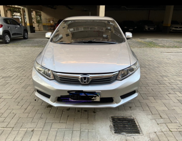Vendo Honda Civic 2012/2013 LXS manual (Não aceito troca) - Foto 5
