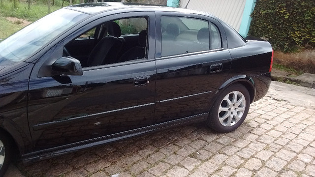 Vendo Astra 2011 2 Dono - Foto 3