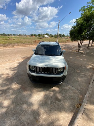 JEEP RENEGADE LONGITUDE AUTOMÁTICO