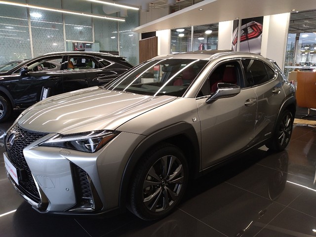 LEXUS UX 250H 2.0 VVT-I HYBRID F-SPORT CVT