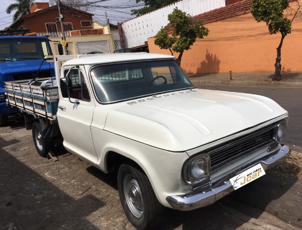 VENDE-SE OU TROCA GM D-10 78 DIESEL
