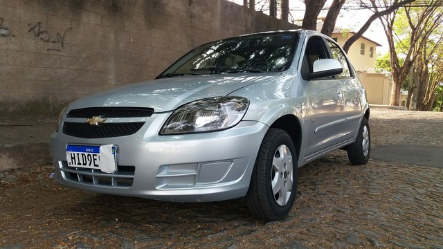 VENDO GM CHEVROLET CELTA 1.0 LT 2012