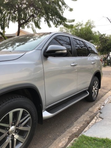 TOYOTA SW4 IMPECÁVEL