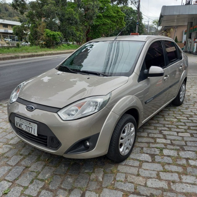 FIESTA SEDAN 1.6  ÚNICO DONO  2014