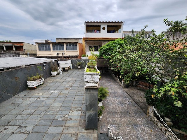 CASA DE 4 QUARTOS COM GARAGEM E QUINTAL AMPLO EM REALENGO - Foto 3