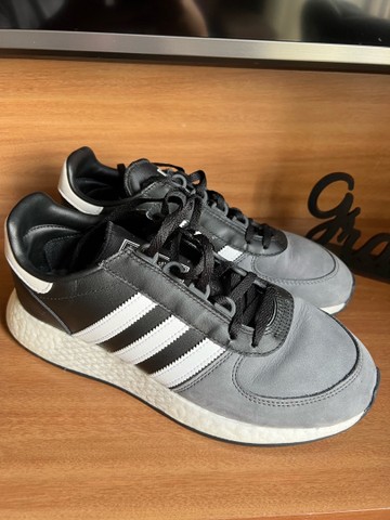 tenis adidas marathon tech