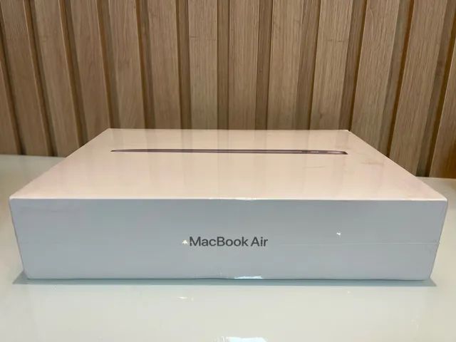 Apple Macbook Air M1 8GB RAM . 256GB SSD / com chip novo lacrado