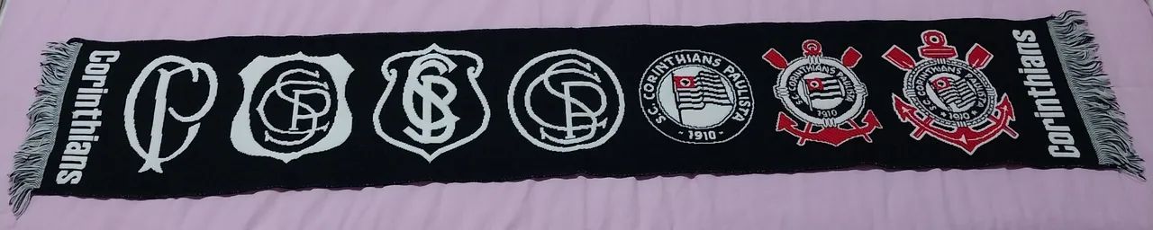Cachecol/manta Corinthians - estampa com a história dos escudos do clube