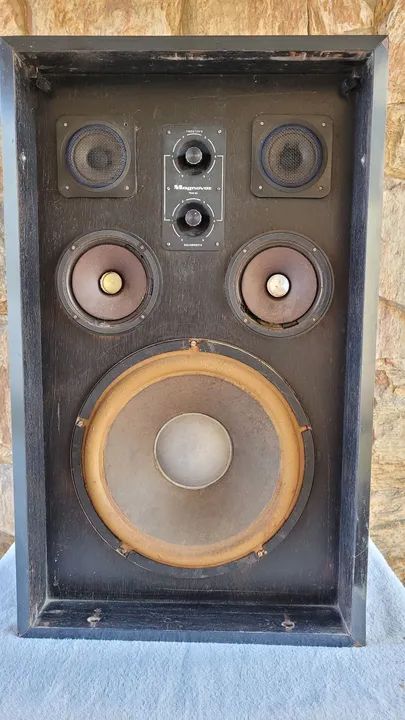 Caixa de som Magnavoz 7000 sq