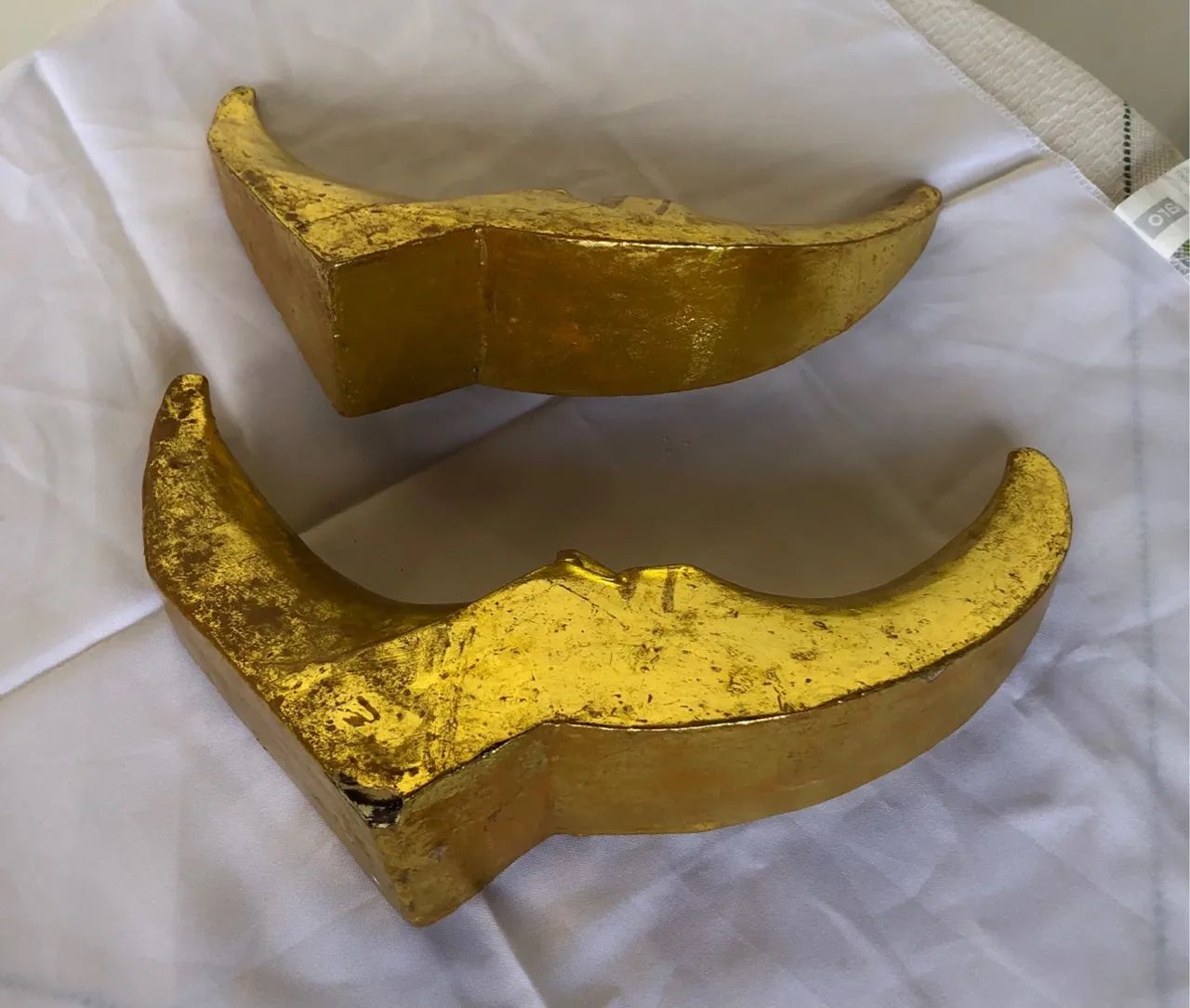 Par de Esculturas Douradas - Foto 3