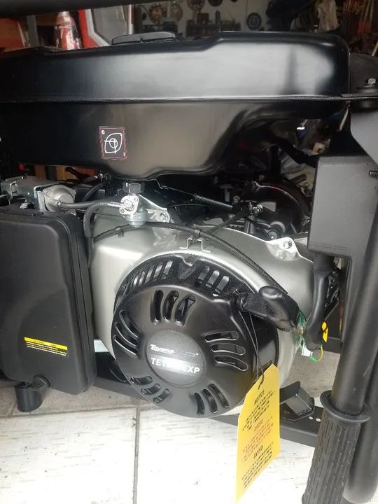 GERADOR TOYAMA TG 8000 - Foto 2