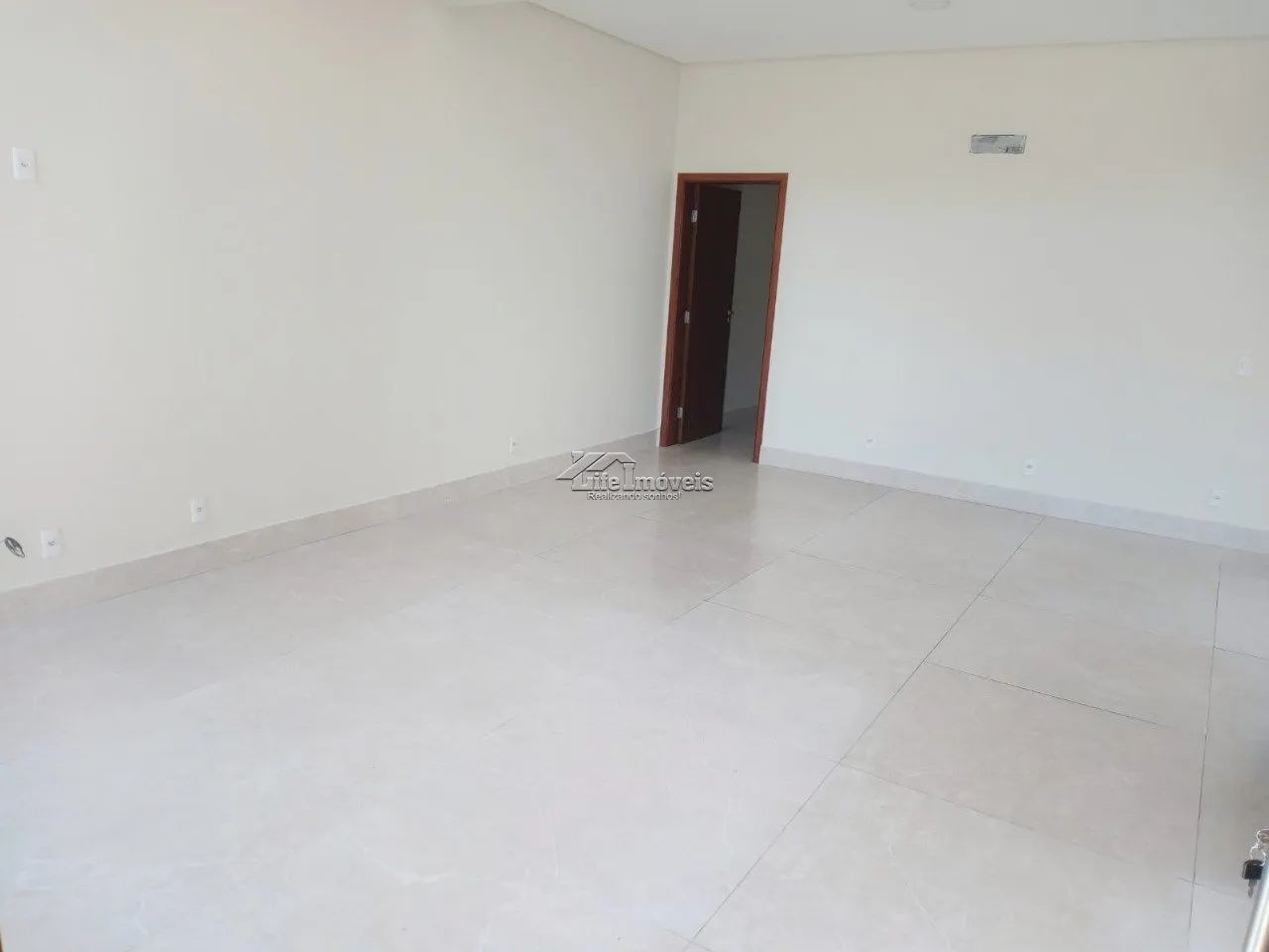 Vende casa 3 quartos Cond Jd Monaco hortolandia SP - Foto 3