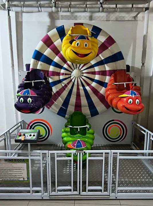 Serviço de manutenção, desmontagem / reforma de brinquedão / eventos em shopping  - Foto 4