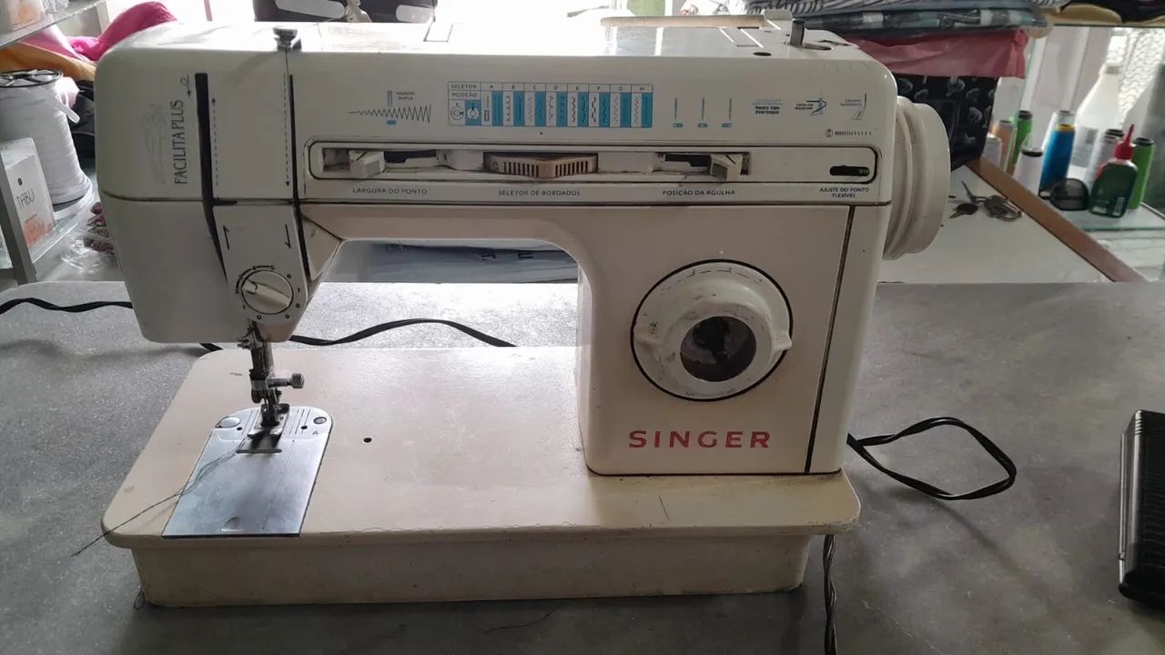 Sewing machine working perfectly63824103999873120