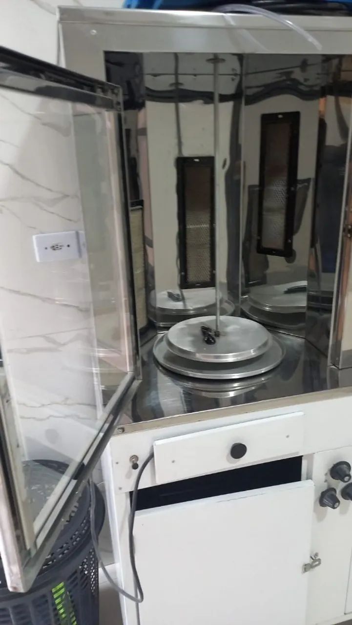 Maquina churrasco grego semi-nova