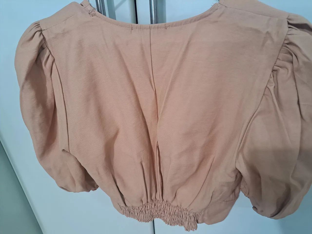 Blusa de Alça com Decote V - Maclagen - Foto 3