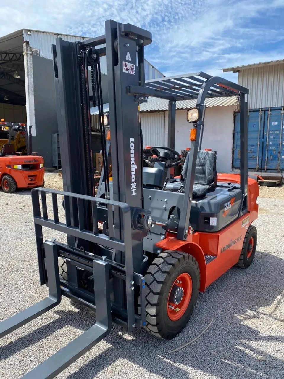 EMPILHADEIRA LONKING | DIESEL | 2.5 TONELADAS | FD25 | TORRE DE 3M - Foto 2