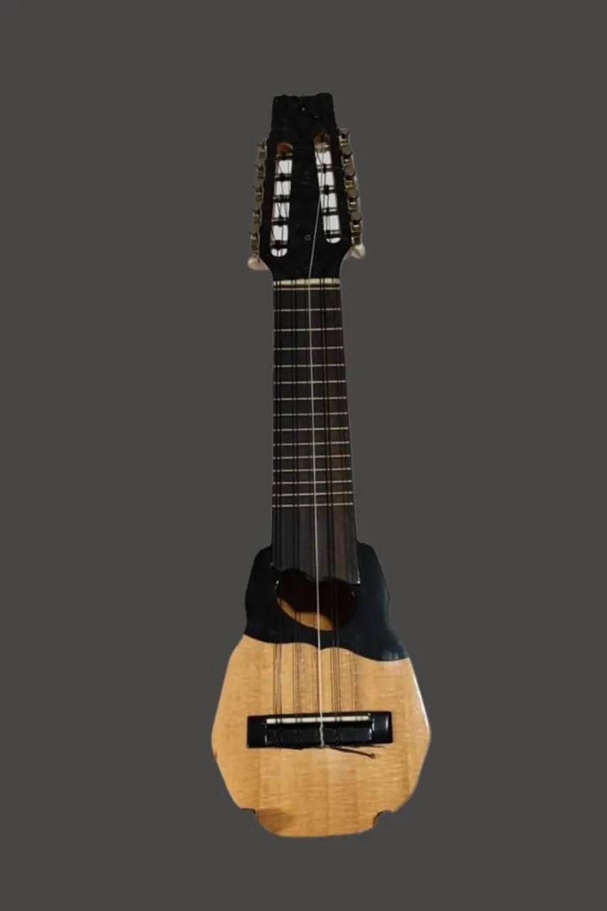 Charango maulincho Artesanal com Entalhe Inca