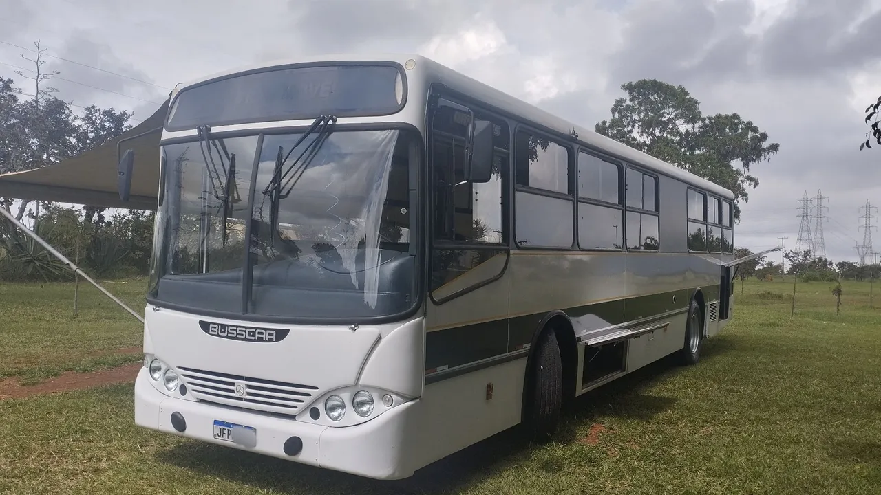 MB 1621 ano 1998/1999 366 Susp Ar escritório móvel