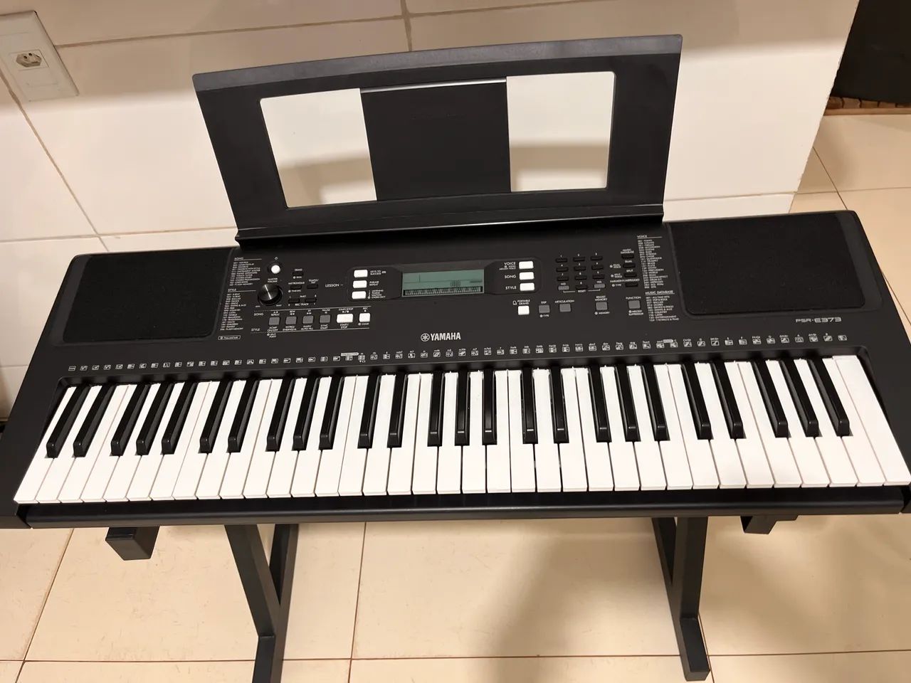 Teclado Yamaha PSR E373 (Ótimo P/ Igreja) - Foto 4