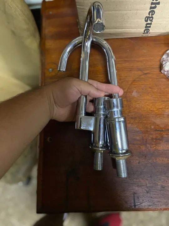 Torneira Deca Cromada Usada poucas vezes  - Foto 4