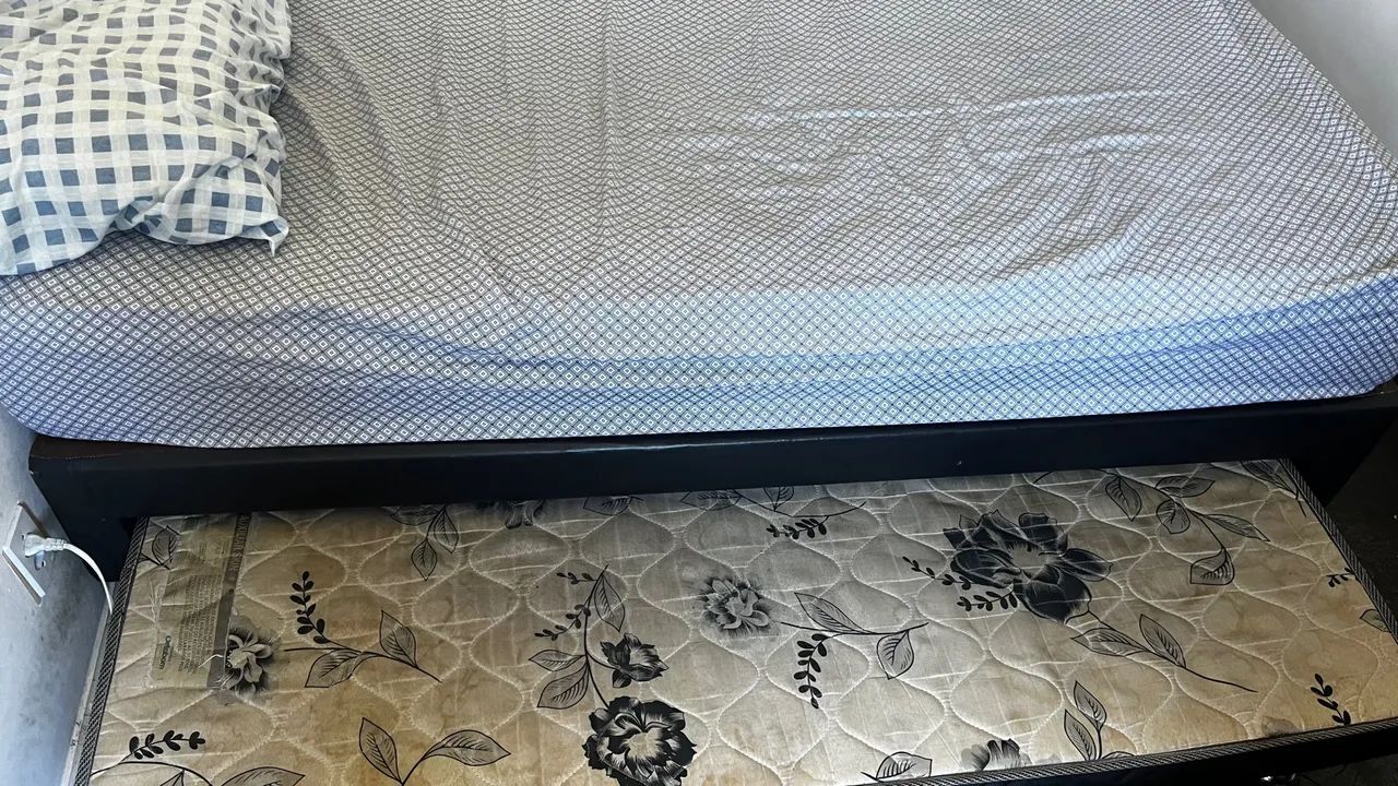 Cama de solteiro ortobom com uma em baixo - Foto 2