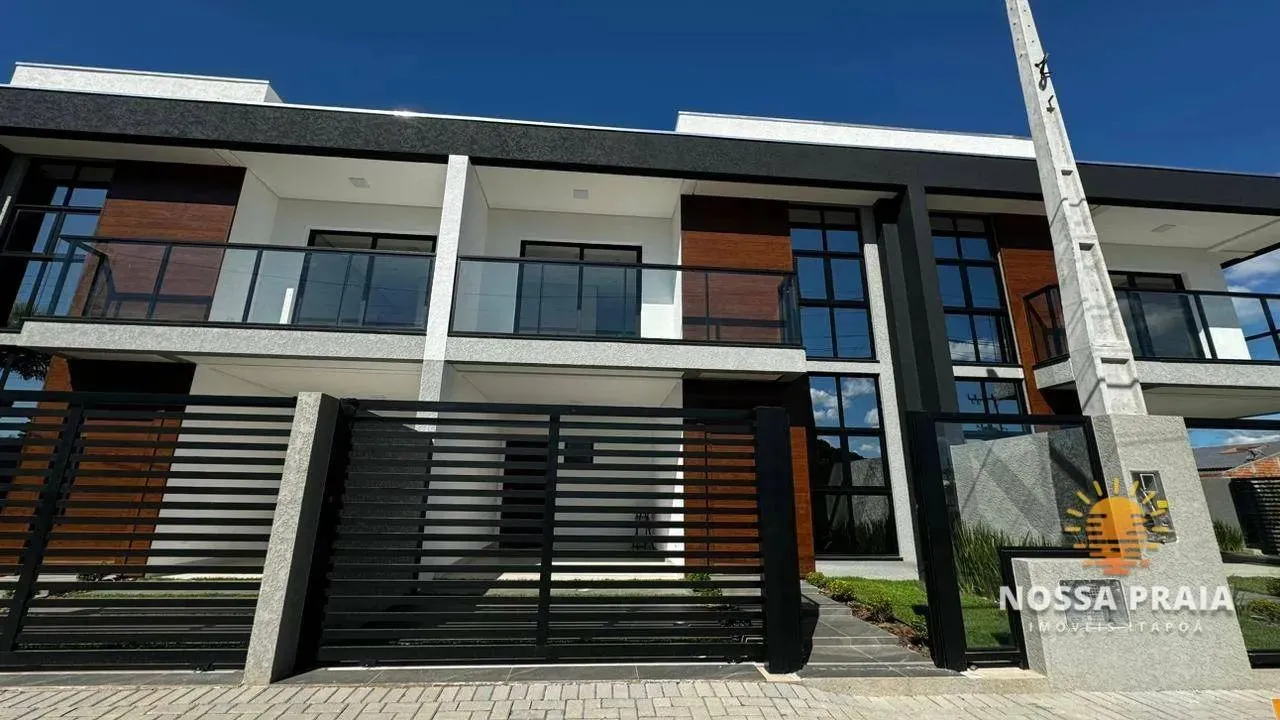 Sobrado com 4 dormitórios à venda, 151 m² por R$ 981.500,00 - Rainha do Mar - Itapoá/SC