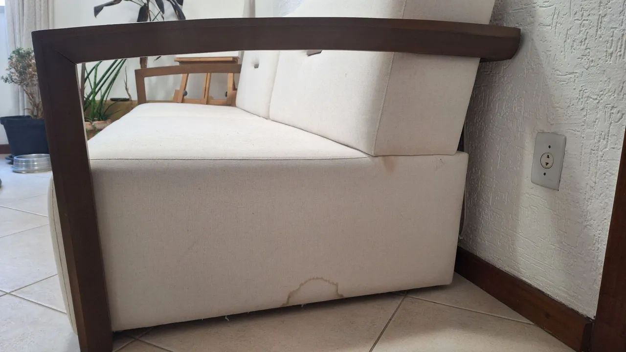 Prima Linea Fixed Sofa in Excellent Condition463752698277416964
