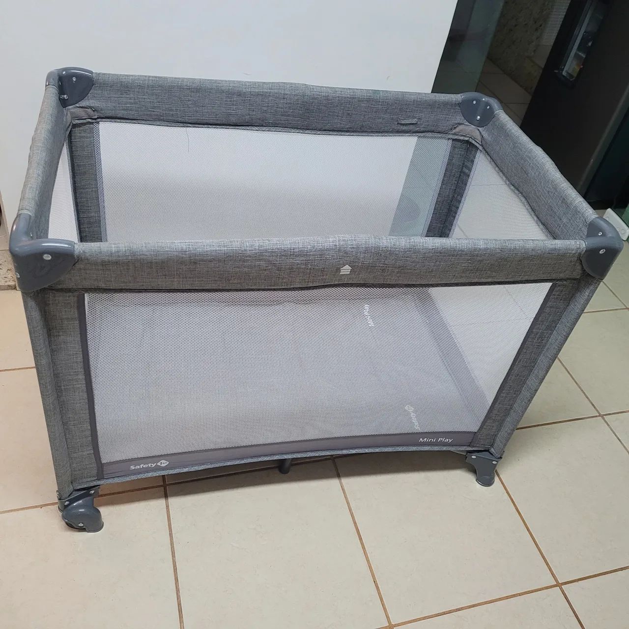 BERÇO PORTÁTIL SAFETY 1ST