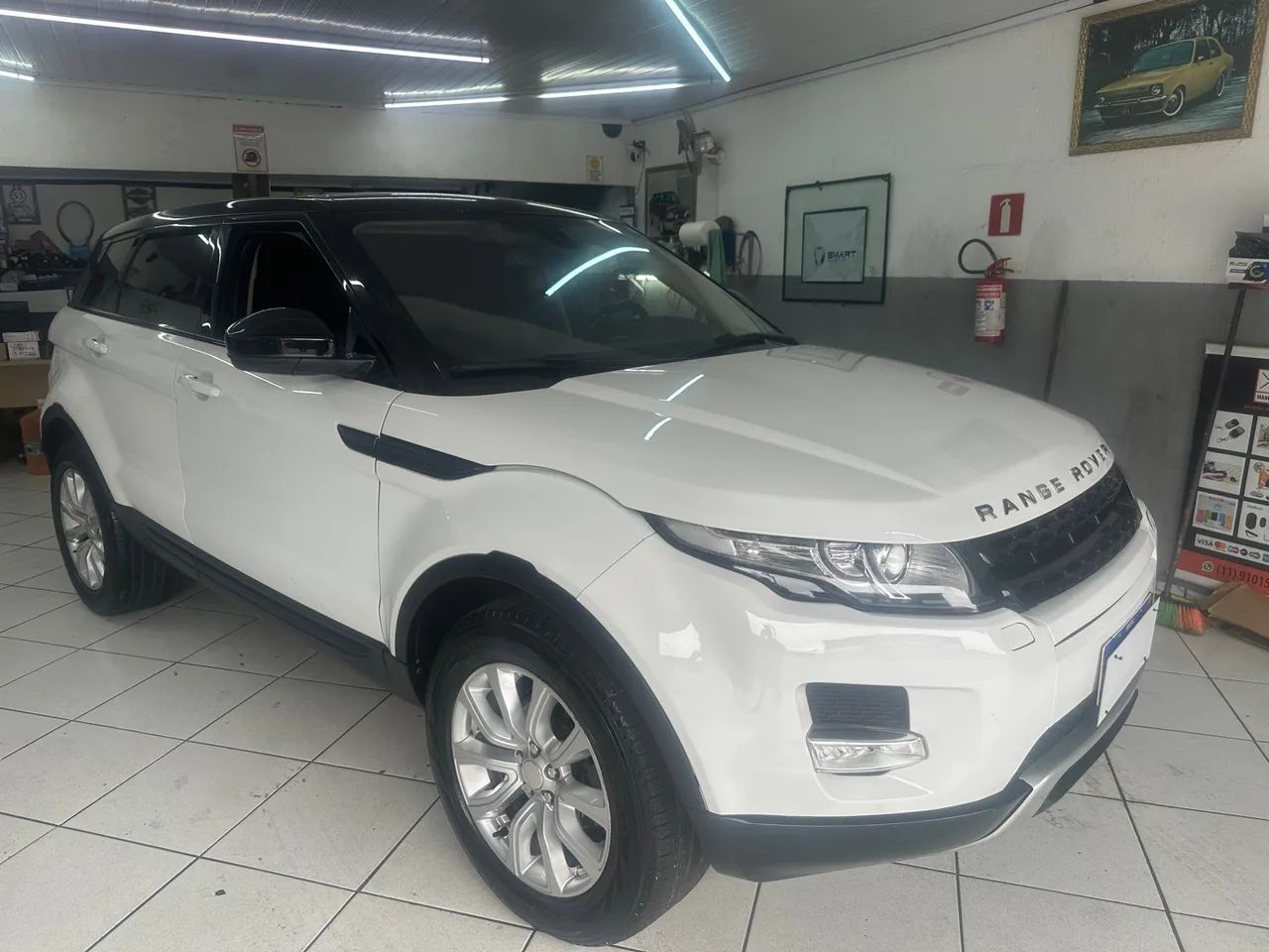 Land Rover Range Rover Evoque Range R.EVOQUE Pure  2.0 Aut. 5p 2015
