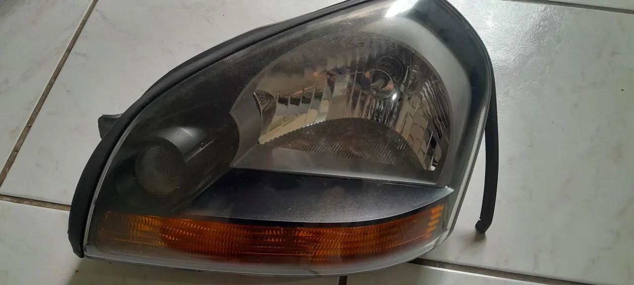 Farol da tucson usado lado esquerdo 